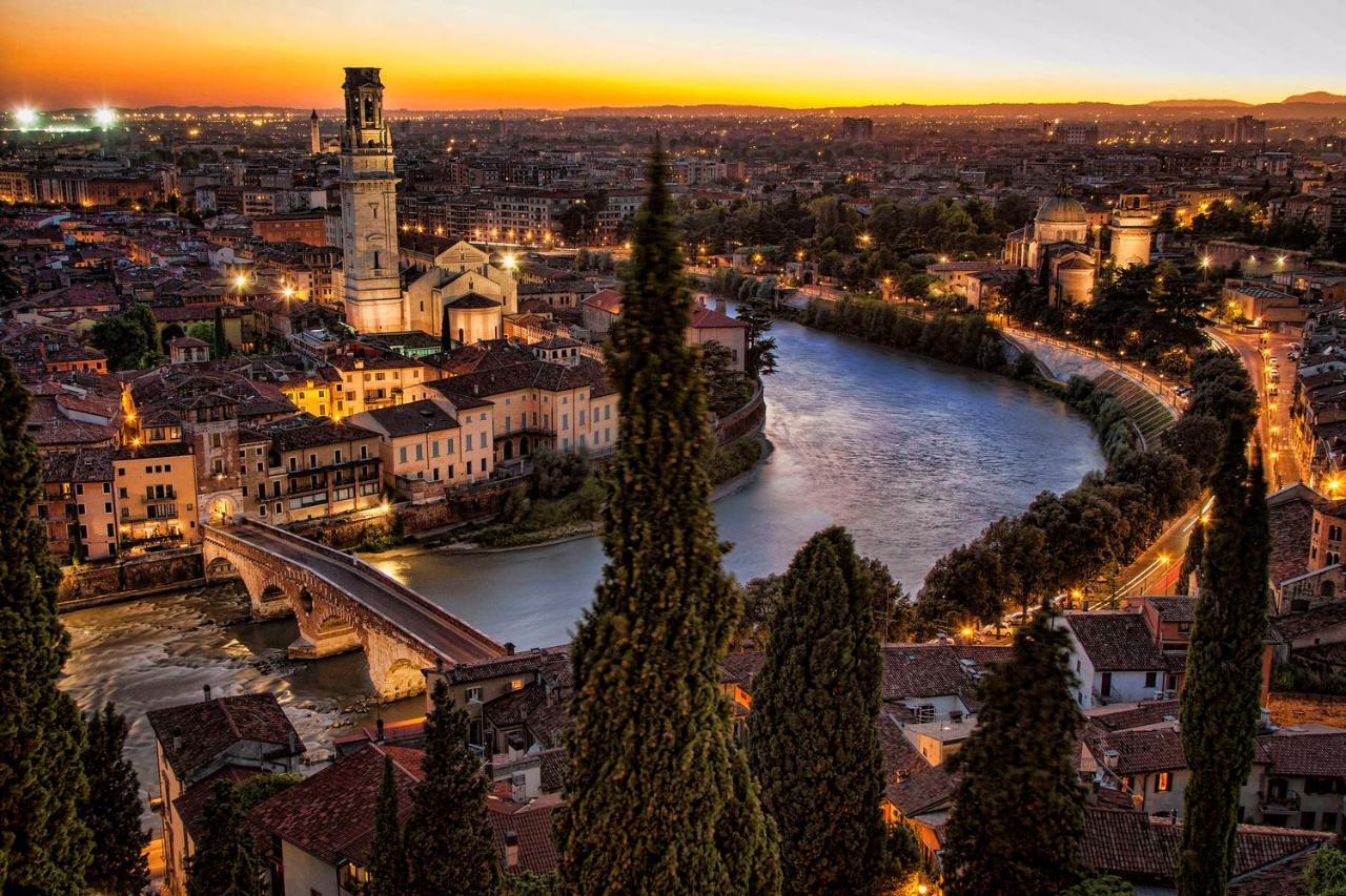 Filarmonico Suites Verona Buitenkant foto